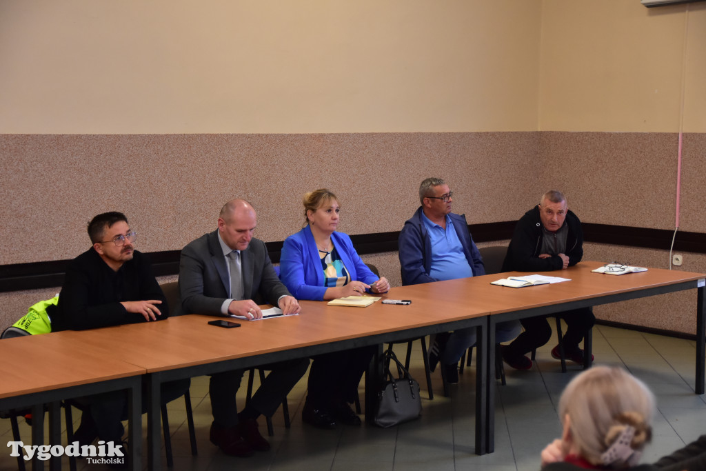 Co z drogami powiatowymi na naszym terenie? Minikowo dociska starostę i drogowców