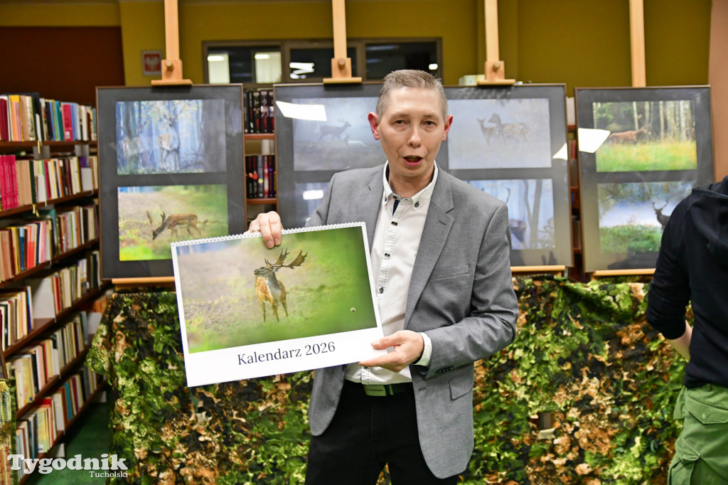  Osa w bibliotece. Marcin Ossowski ma pierwszy wernisaż!