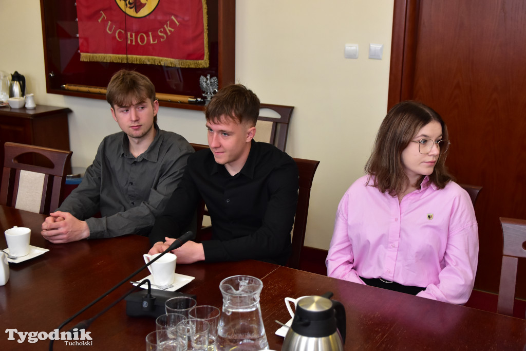 Młodzież o wykluczeniu komunikacyjnym w powiecie tucholskim. Skala problemu jest ogromna