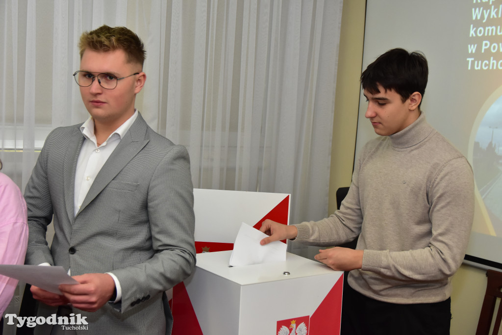 Młodzież o wykluczeniu komunikacyjnym w powiecie tucholskim. Skala problemu jest ogromna