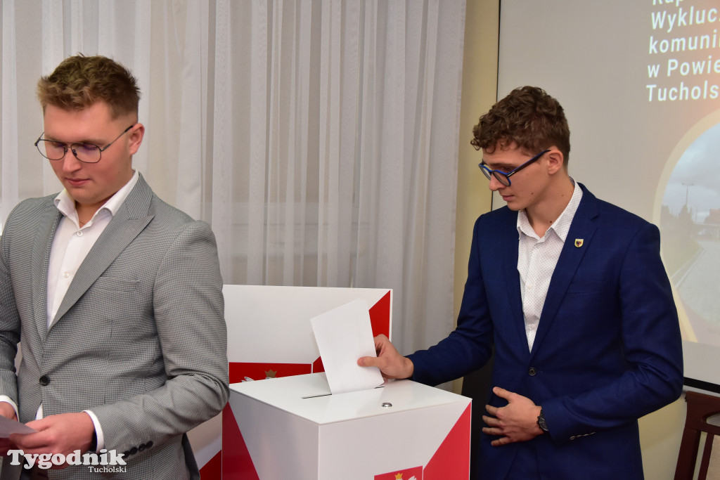 Młodzież o wykluczeniu komunikacyjnym w powiecie tucholskim. Skala problemu jest ogromna