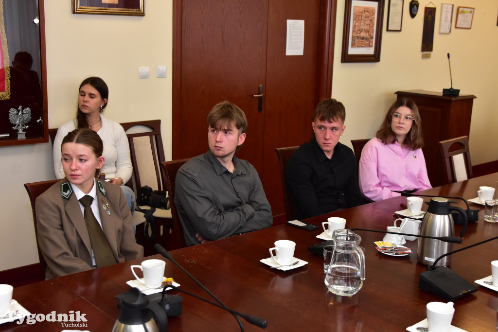 Młodzież o wykluczeniu komunikacyjnym w powiecie tucholskim. Skala problemu jest ogromna