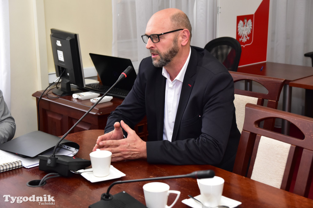 Młodzież o wykluczeniu komunikacyjnym w powiecie tucholskim. Skala problemu jest ogromna