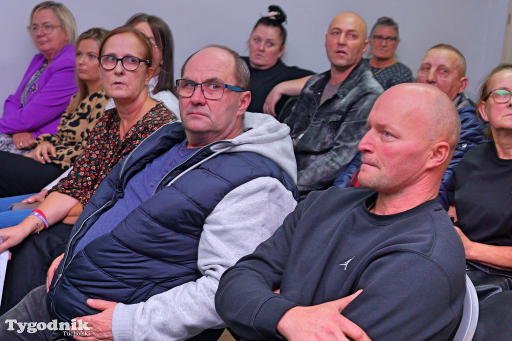 Słupy i sprawa farmy fotowoltaicznej. Spotkanie i co dalej?