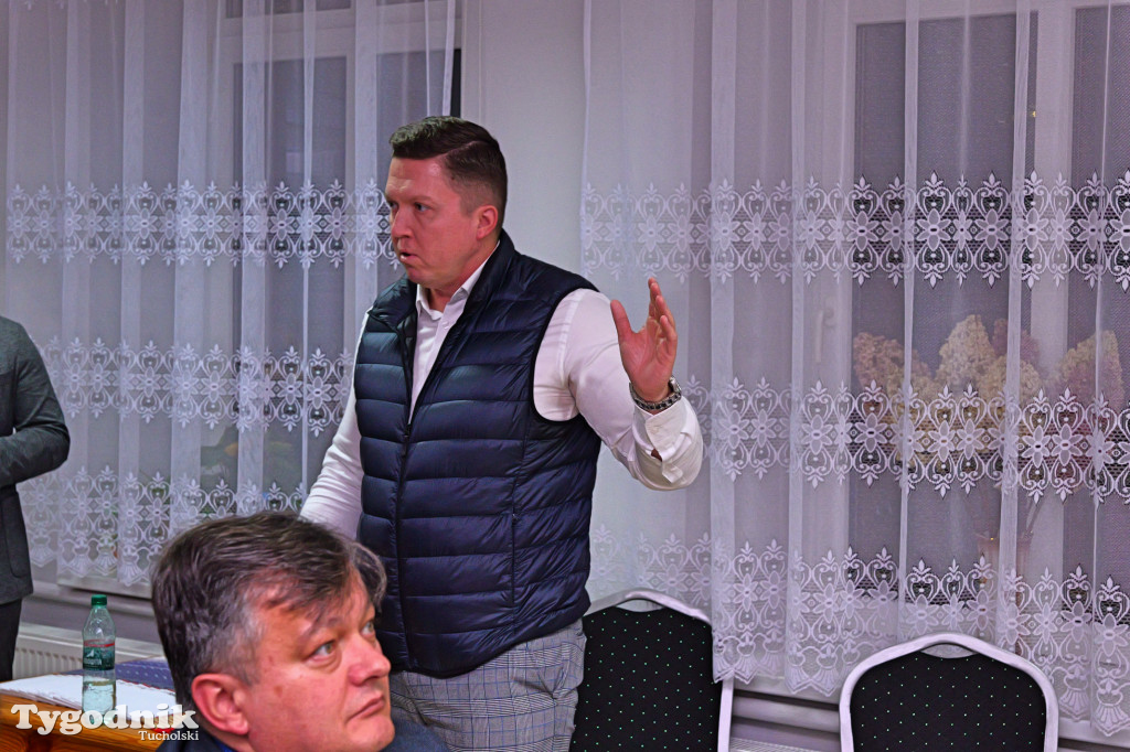 Słupy i sprawa farmy fotowoltaicznej. Spotkanie i co dalej?