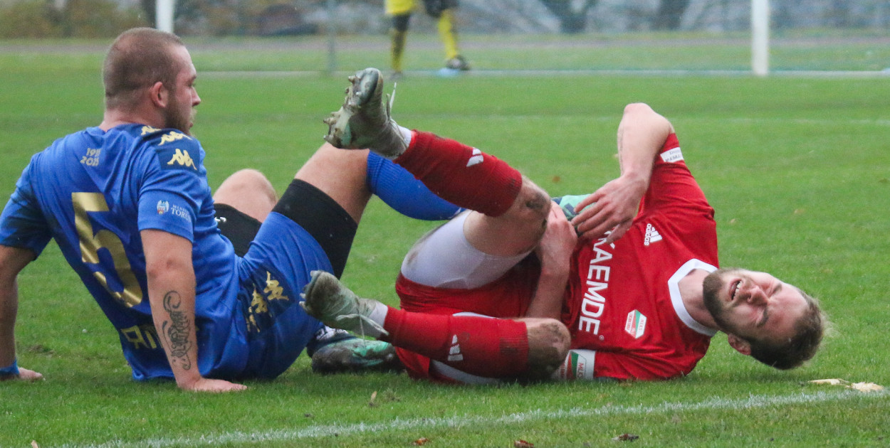 Klasa okręgowa: Tucholanka Tuchola - Pomorzanin Toruń 1:5 (0:3)
