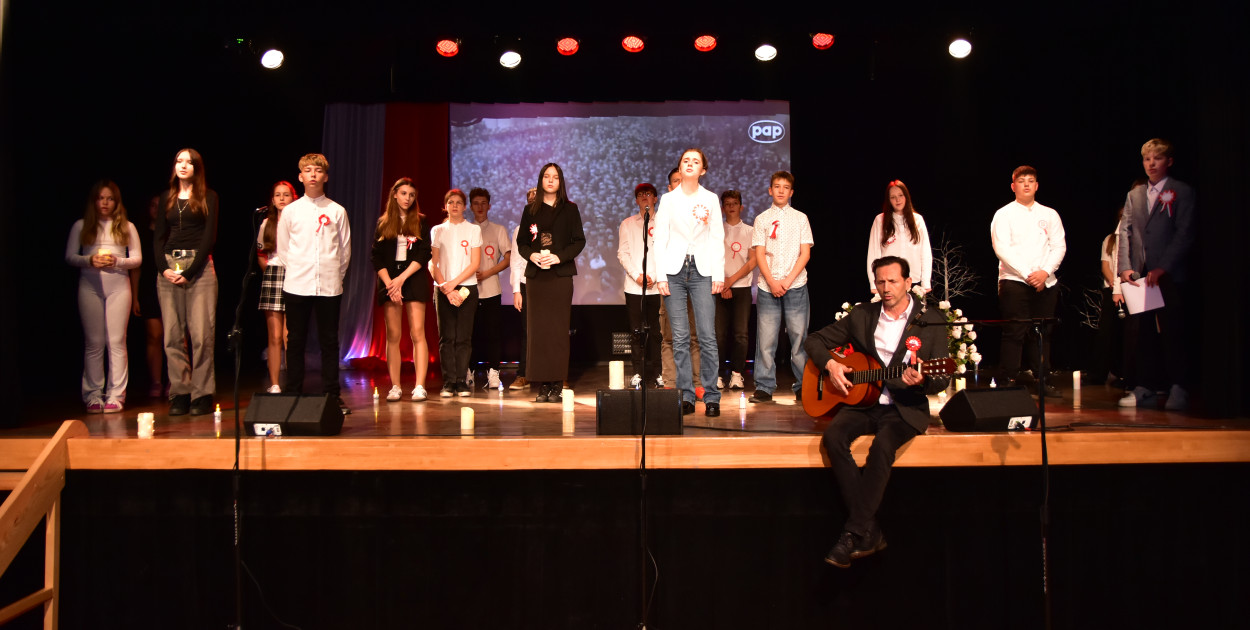 Śliwice: W wyjątkowy sposób upamiętnili najważniejsze lata dla naszego narodu