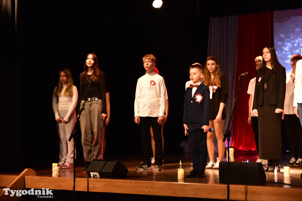 Śliwice: W wyjątkowy sposób upamiętnili najważniejsze lata dla naszego narodu