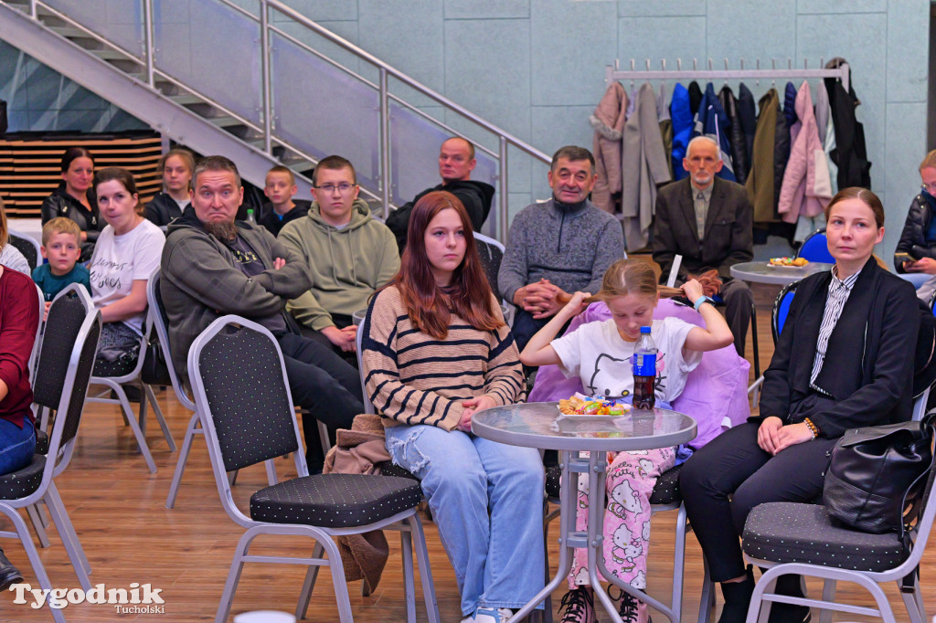 Cekcyn i konkurs fotograficzny z niebem w tle