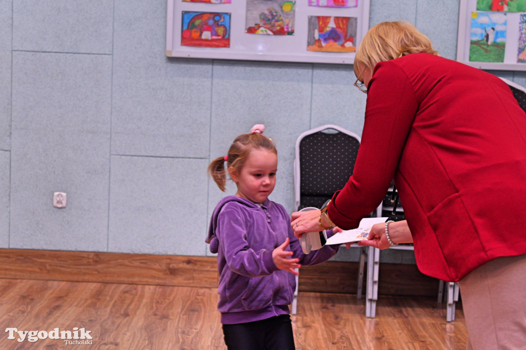 Cekcyn i konkurs fotograficzny z niebem w tle