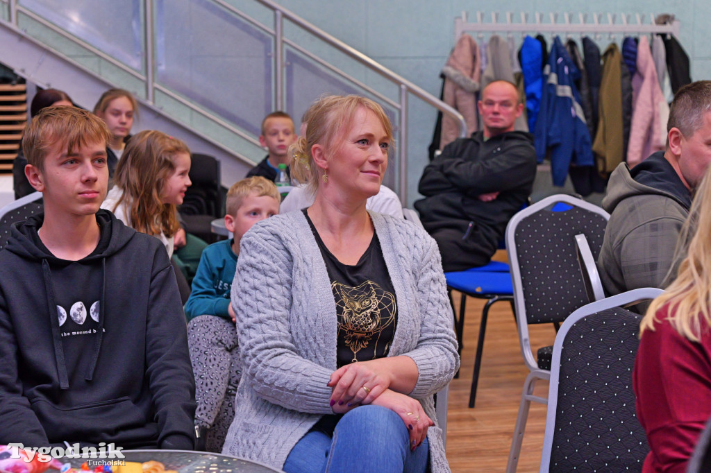 Cekcyn i konkurs fotograficzny z niebem w tle