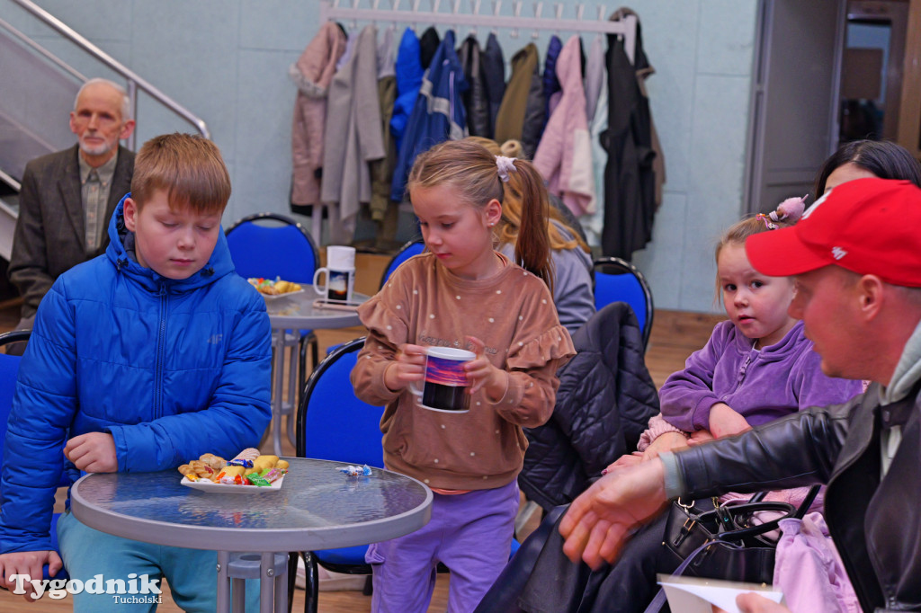 Cekcyn i konkurs fotograficzny z niebem w tle