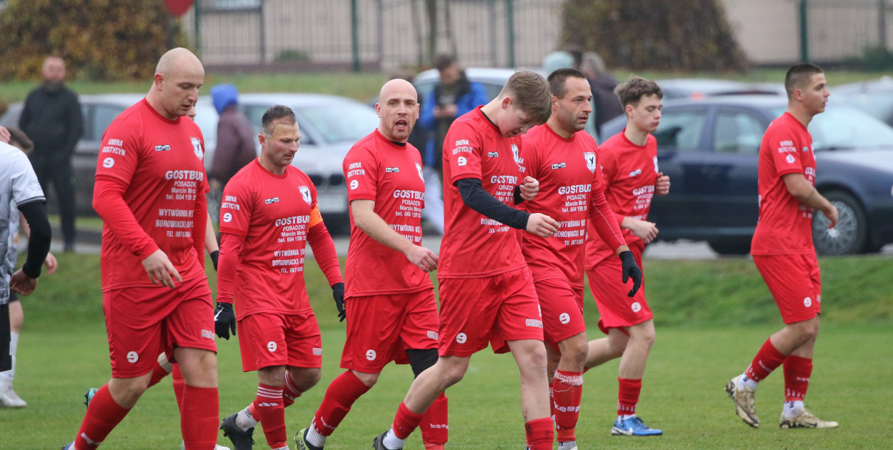 Klasa B: Myśliwiec Gostycyn - Fuks Wielowicz 2:4 (2:1)
