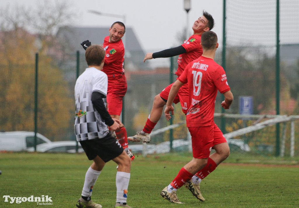 Klasa B: Myśliwiec Gostycyn - Fuks Wielowicz 2:4 (2:1)