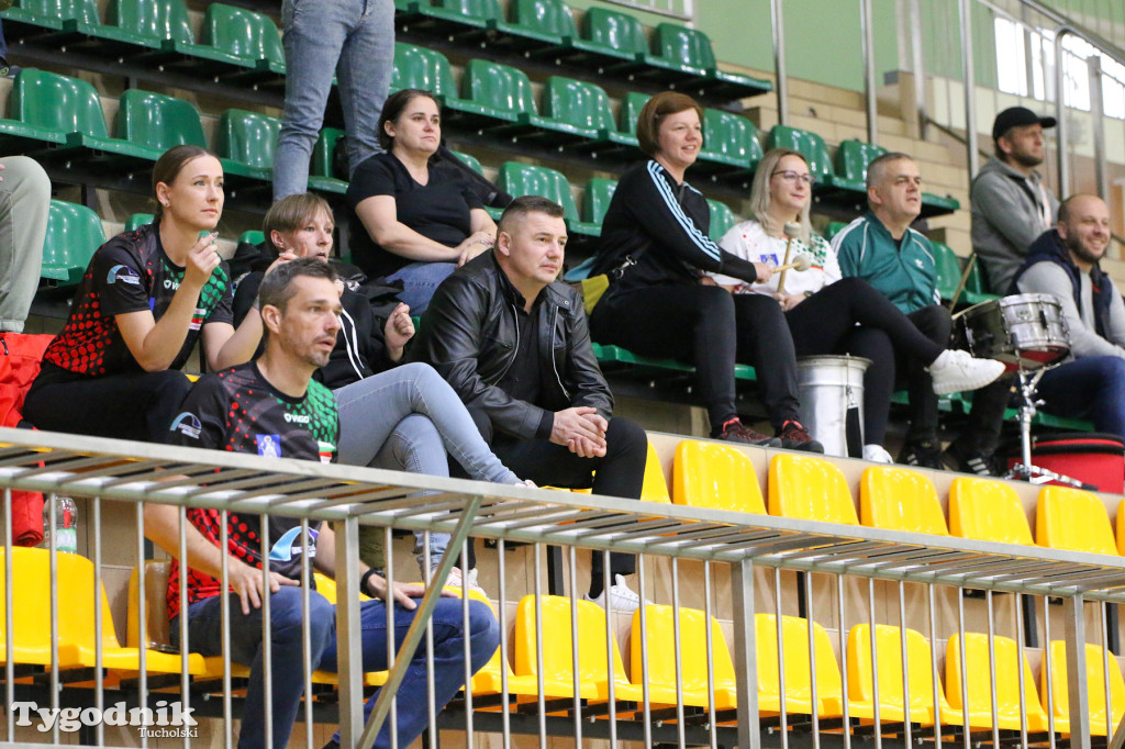 Siatkówka - liga wojewódzka młodziczek: dwa turnieje w Tucholi