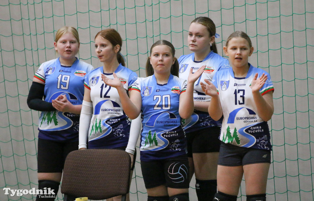 Siatkówka - liga wojewódzka młodziczek: dwa turnieje w Tucholi