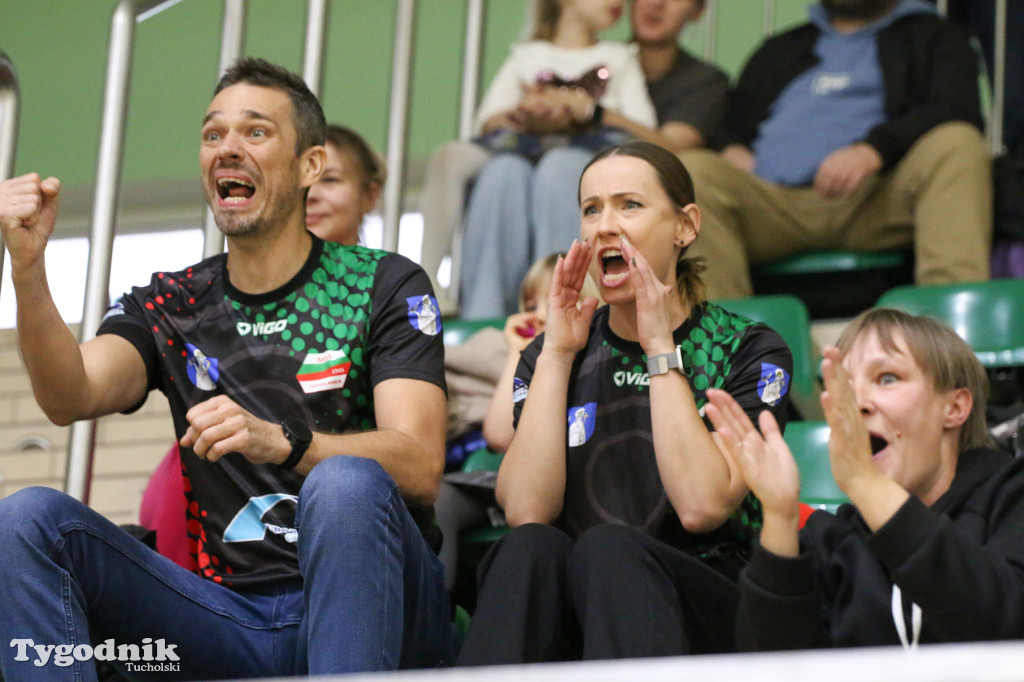 Siatkówka - liga wojewódzka młodziczek: dwa turnieje w Tucholi