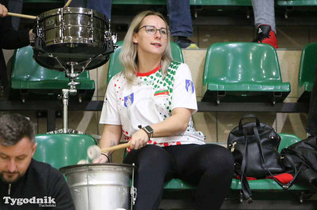 Siatkówka - liga wojewódzka młodziczek: dwa turnieje w Tucholi