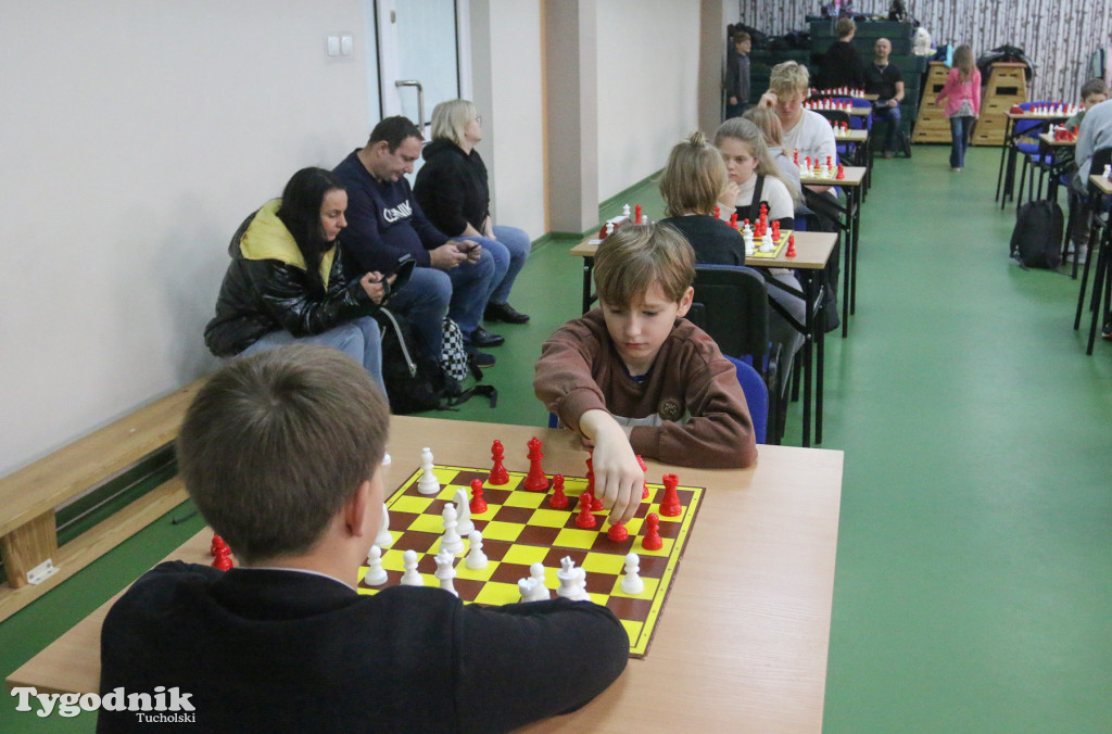 Szachy: turniej w ramach bloku sportowego na Święto Niepodległości