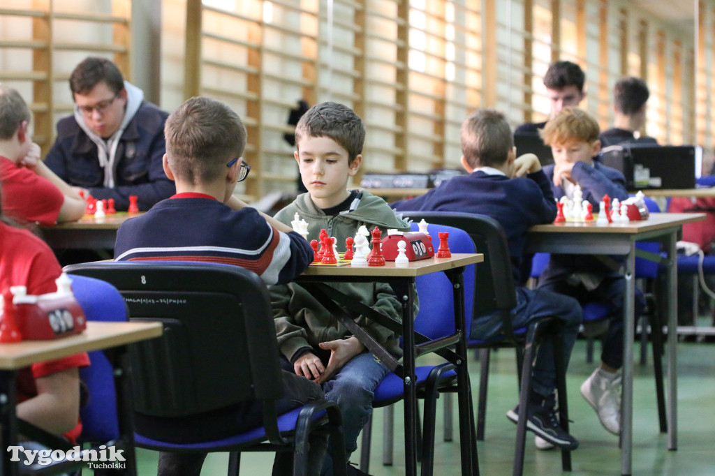 Szachy: turniej w ramach bloku sportowego na Święto Niepodległości