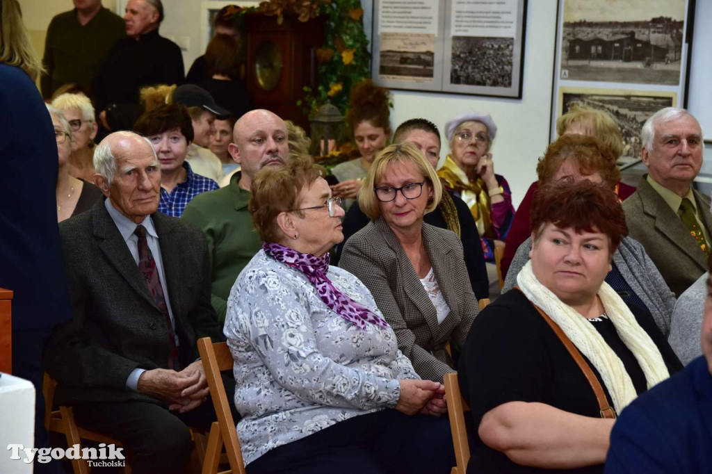 Otwarcie wystawy o obozie jenieckim w Tucholi