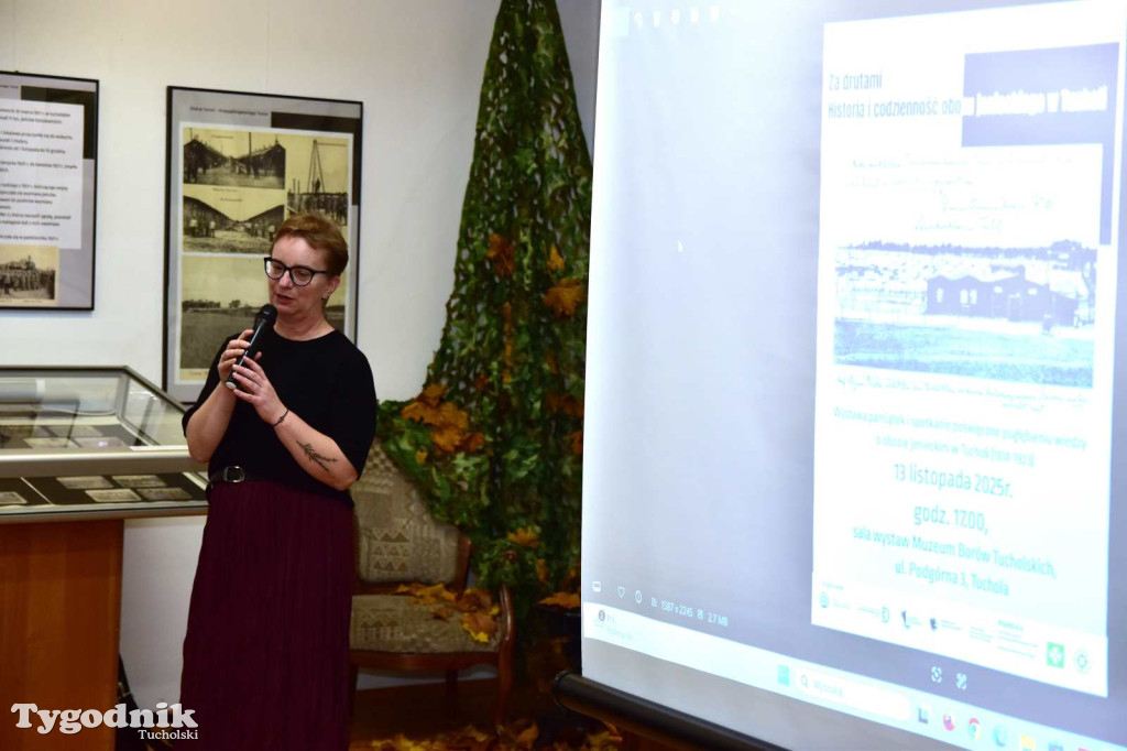 Otwarcie wystawy o obozie jenieckim w Tucholi