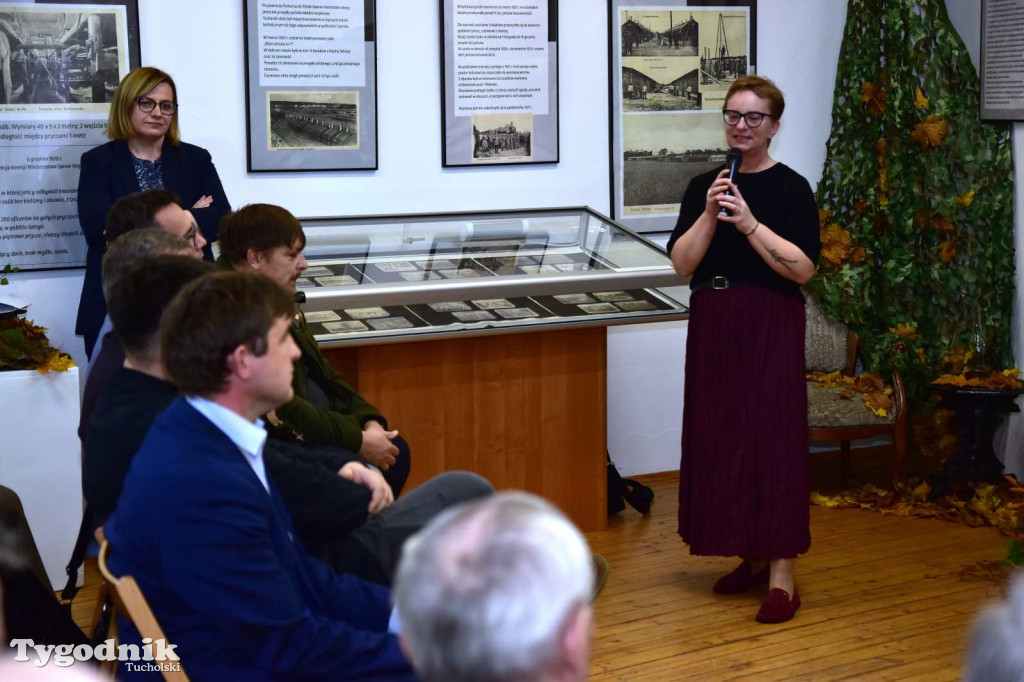 Otwarcie wystawy o obozie jenieckim w Tucholi