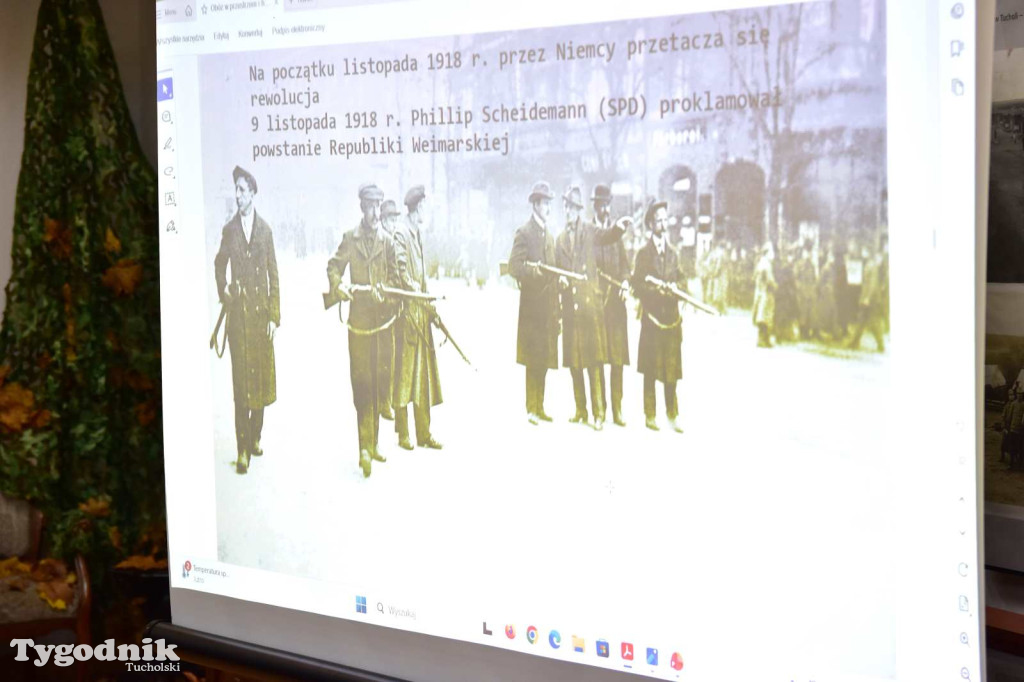 Otwarcie wystawy o obozie jenieckim w Tucholi