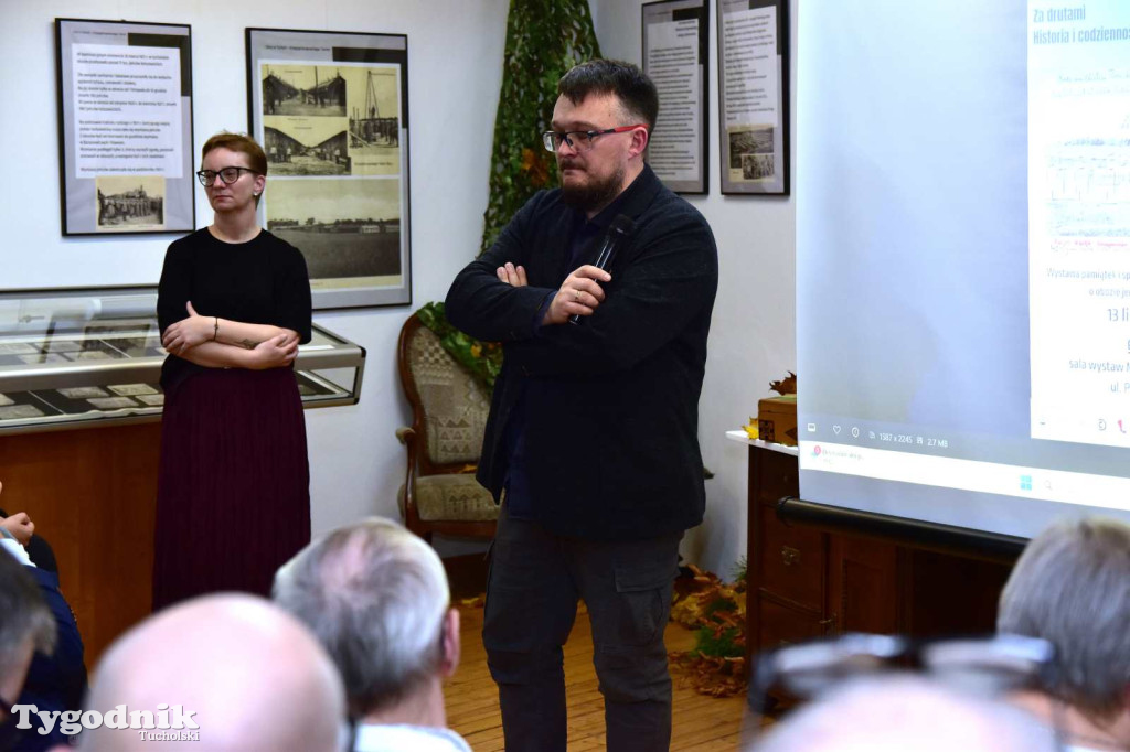 Otwarcie wystawy o obozie jenieckim w Tucholi