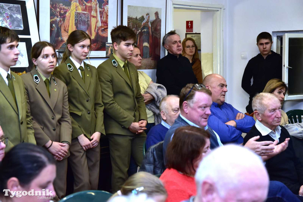 Otwarcie wystawy o obozie jenieckim w Tucholi