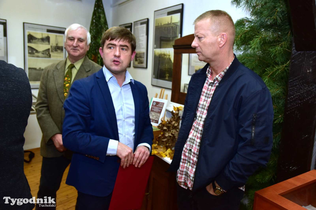 Otwarcie wystawy o obozie jenieckim w Tucholi