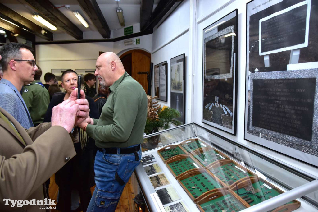 Otwarcie wystawy o obozie jenieckim w Tucholi