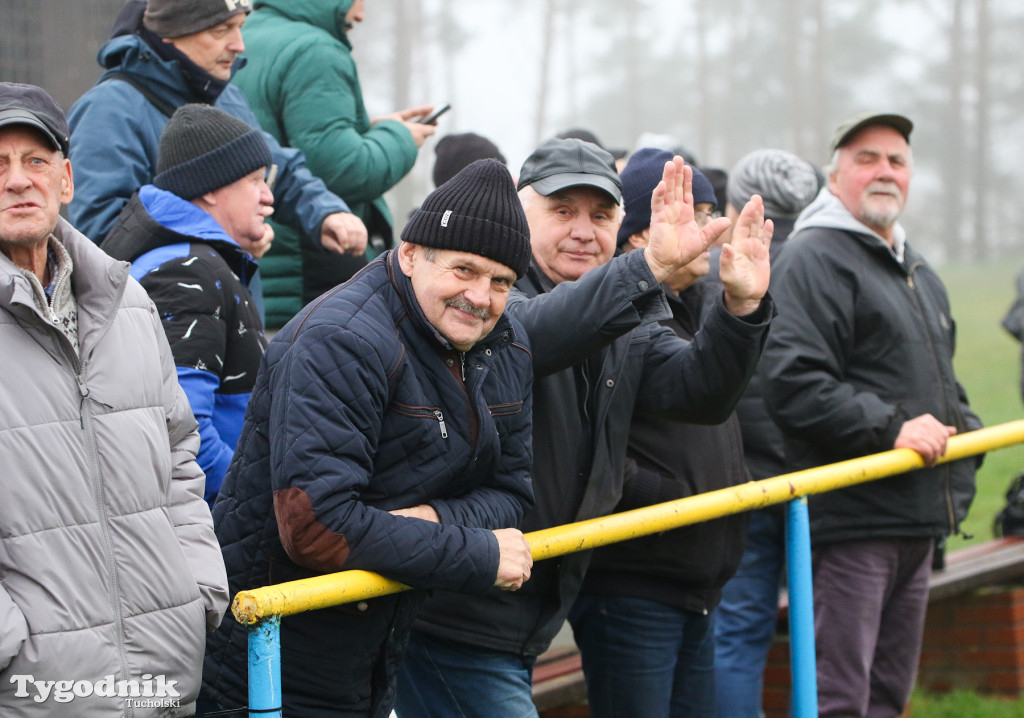 Klasa okręgowa: Rawys CEO Raciąż - Zawisza II Bydgoszcz 4:2 (3:2)