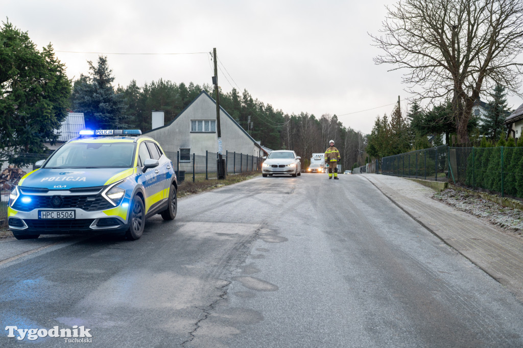 Zderzenie osobówki i pojazdu ciężarowego w Łąskim Piecu
