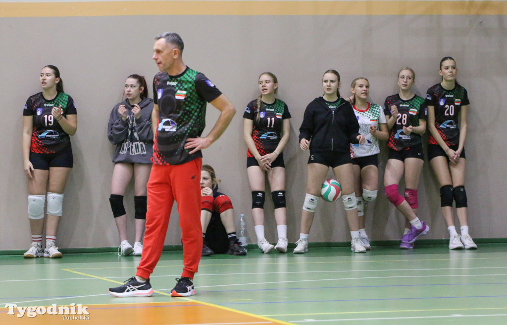 Siatkówka - liga wojewódzka juniorek: MLKS Tucholanka Europrojekt Tuchola - KS Stal Grudziądz 1:3