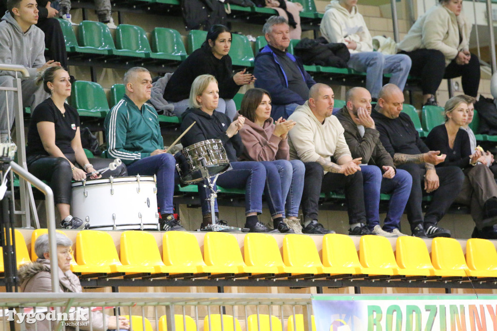 Siatkówka - liga wojewódzka juniorek: MLKS Tucholanka Europrojekt Tuchola - KS Stal Grudziądz 1:3