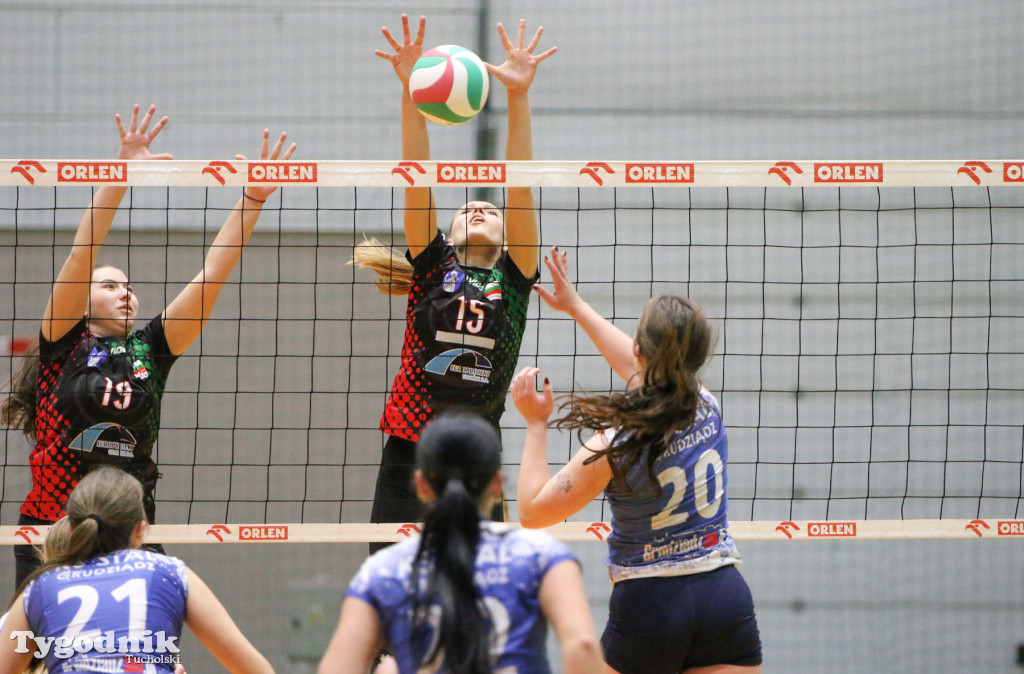 Siatkówka - liga wojewódzka juniorek: MLKS Tucholanka Europrojekt Tuchola - KS Stal Grudziądz 1:3