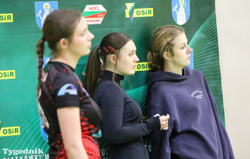 Siatkówka - liga wojewódzka juniorek: MLKS Tucholanka Europrojekt Tuchola - KS Stal Grudziądz 1:3