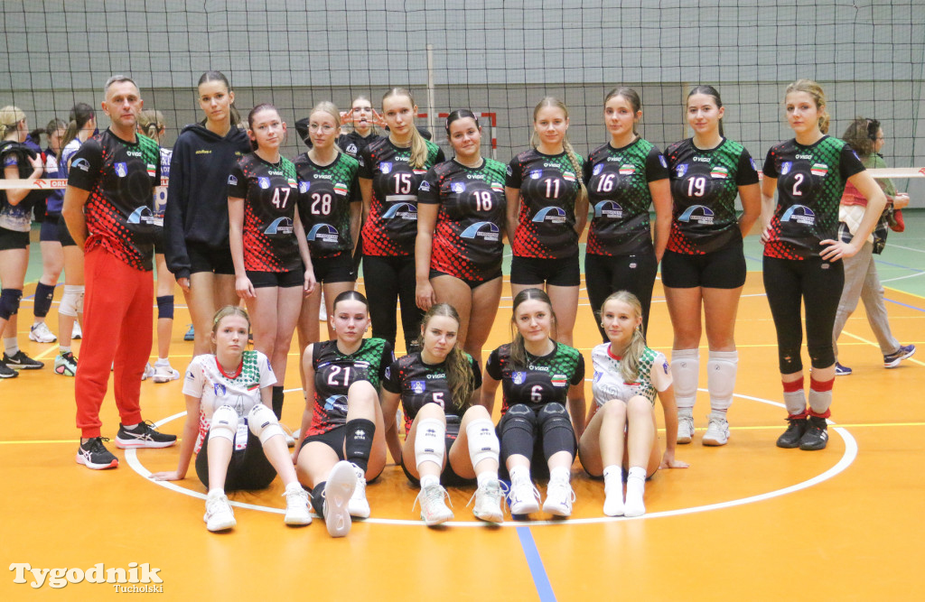 Siatkówka - liga wojewódzka juniorek: MLKS Tucholanka Europrojekt Tuchola - KS Stal Grudziądz 1:3