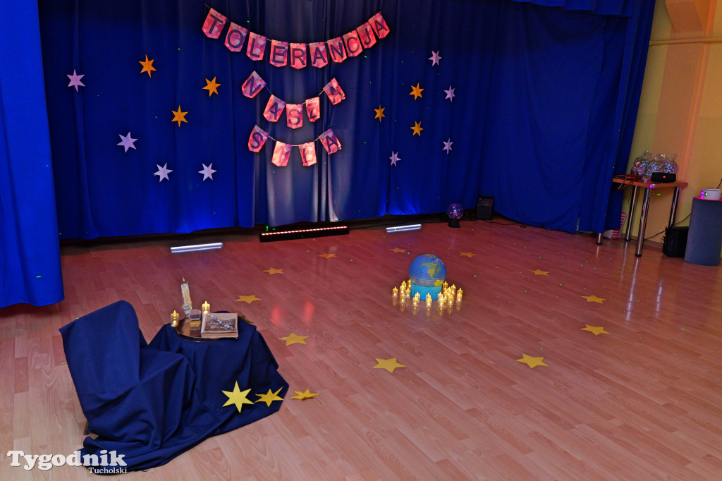 Mądre przedstawienie Przedszkola nr 1 w Tucholi. Tolerancja naszą siłą