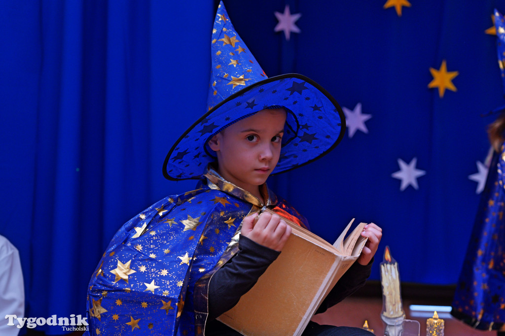 Mądre przedstawienie Przedszkola nr 1 w Tucholi. Tolerancja naszą siłą