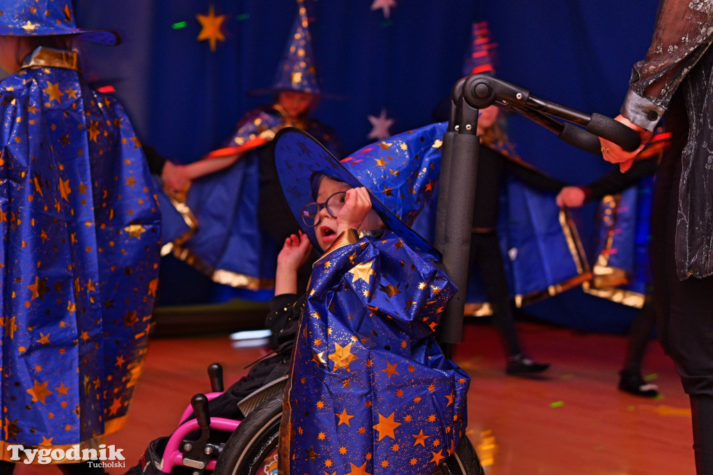 Mądre przedstawienie Przedszkola nr 1 w Tucholi. Tolerancja naszą siłą