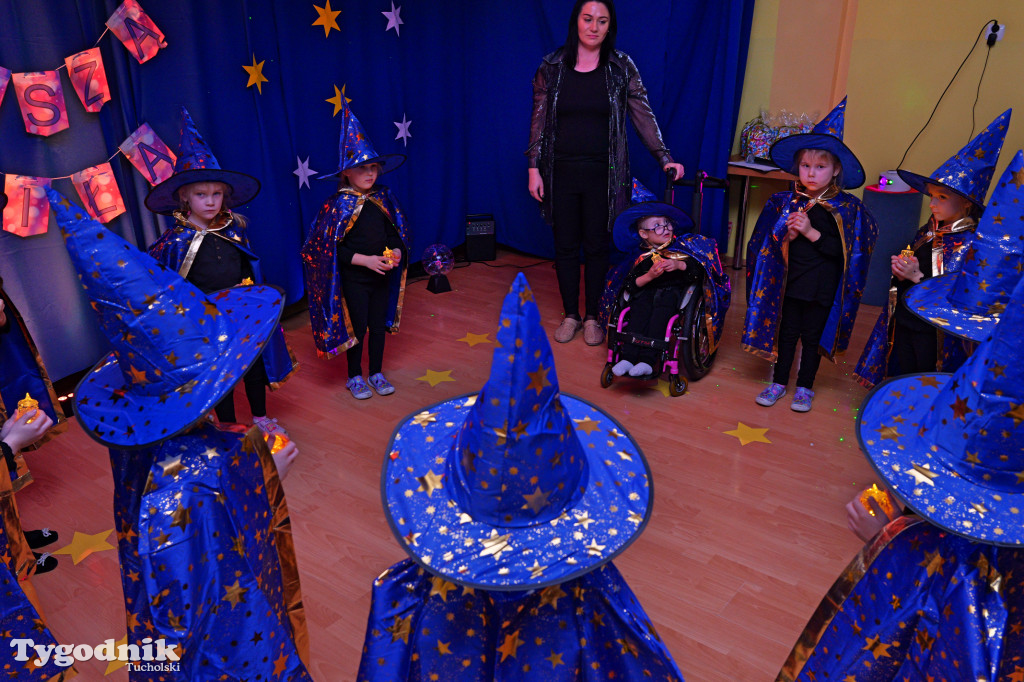 Mądre przedstawienie Przedszkola nr 1 w Tucholi. Tolerancja naszą siłą