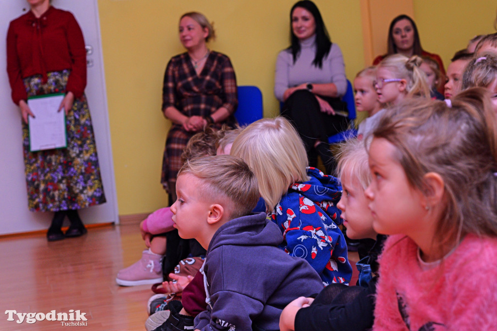 Mądre przedstawienie Przedszkola nr 1 w Tucholi. Tolerancja naszą siłą