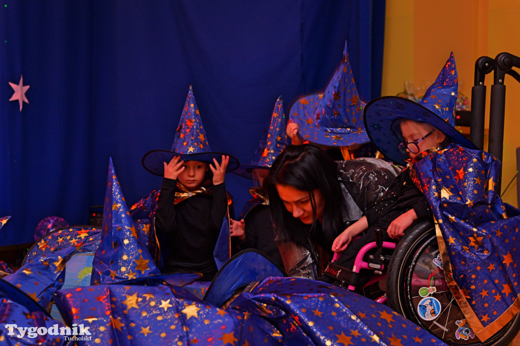 Mądre przedstawienie Przedszkola nr 1 w Tucholi. Tolerancja naszą siłą