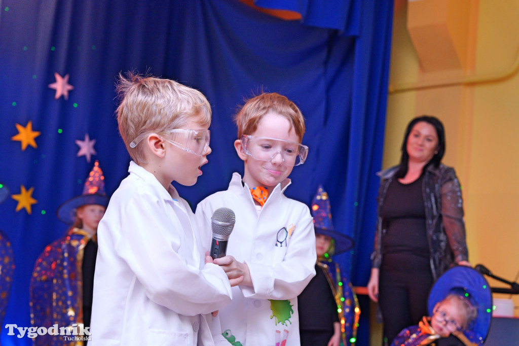 Mądre przedstawienie Przedszkola nr 1 w Tucholi. Tolerancja naszą siłą