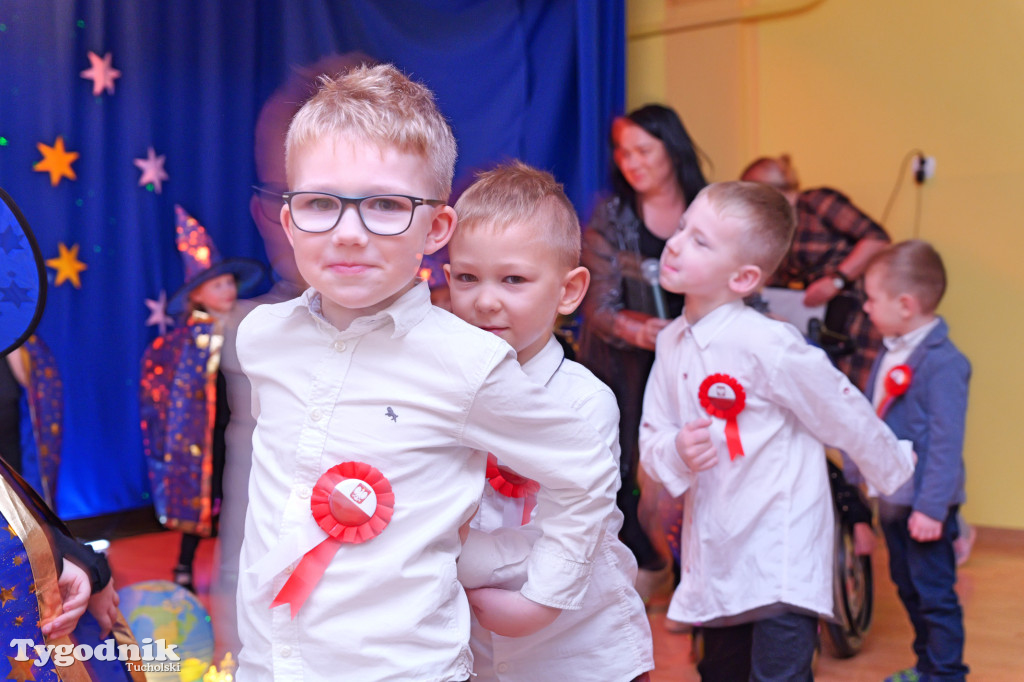 Mądre przedstawienie Przedszkola nr 1 w Tucholi. Tolerancja naszą siłą