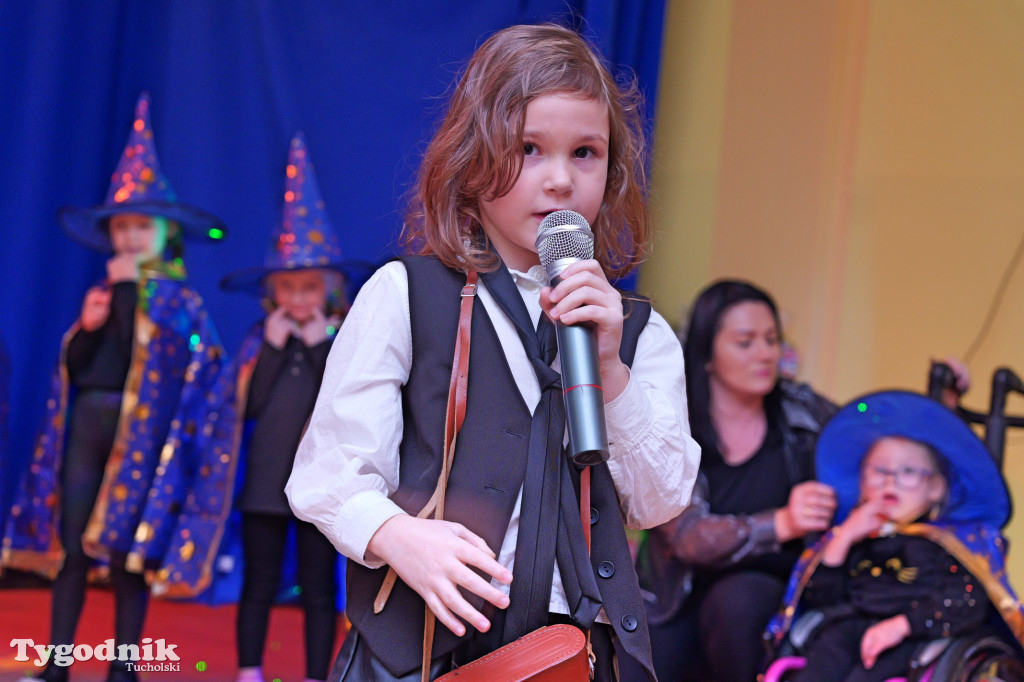 Mądre przedstawienie Przedszkola nr 1 w Tucholi. Tolerancja naszą siłą