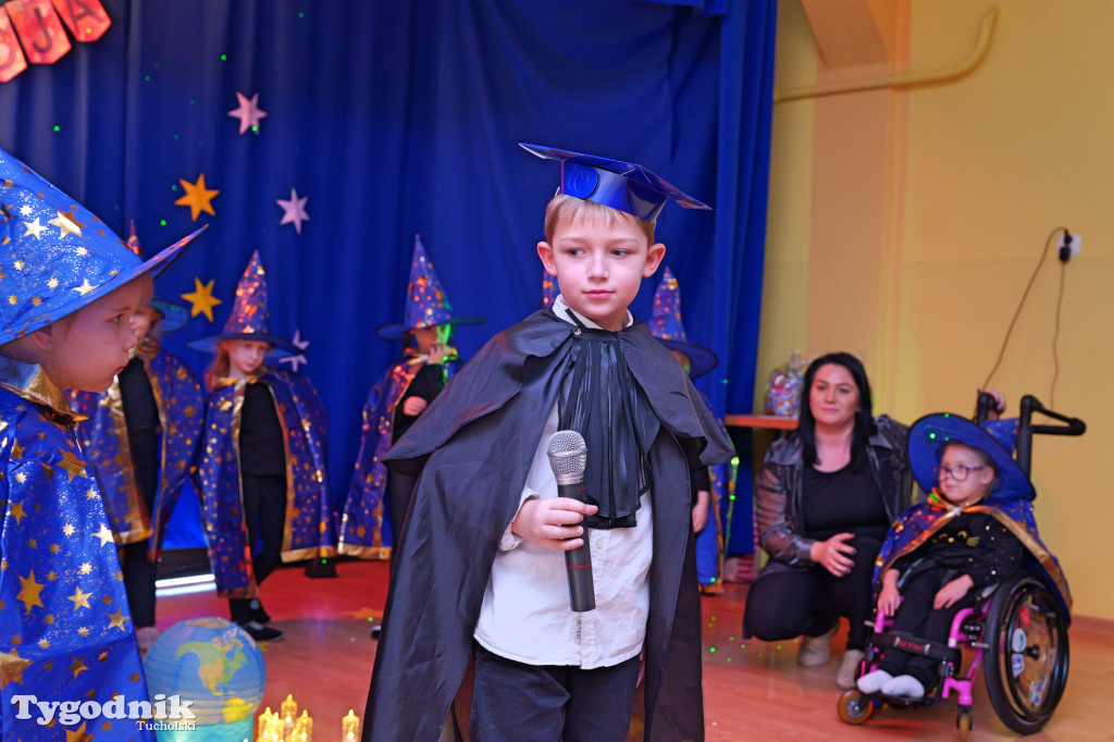 Mądre przedstawienie Przedszkola nr 1 w Tucholi. Tolerancja naszą siłą