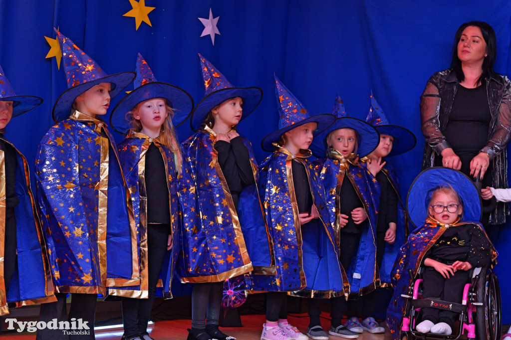 Mądre przedstawienie Przedszkola nr 1 w Tucholi. Tolerancja naszą siłą